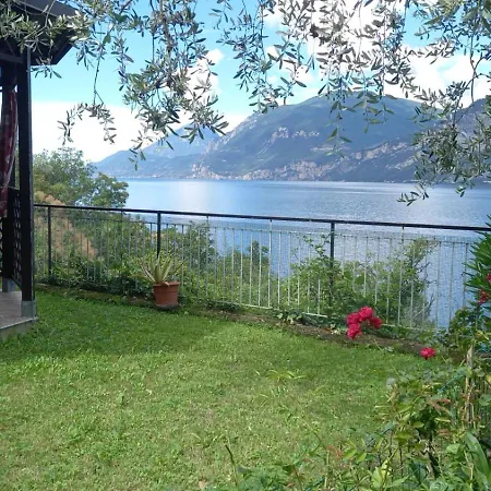 Otel Casa Alessandra 2*