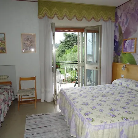 Casa Alessandra ホテル マルチェージネ