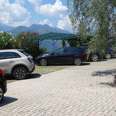 酒店 Casa Alessandra 2*