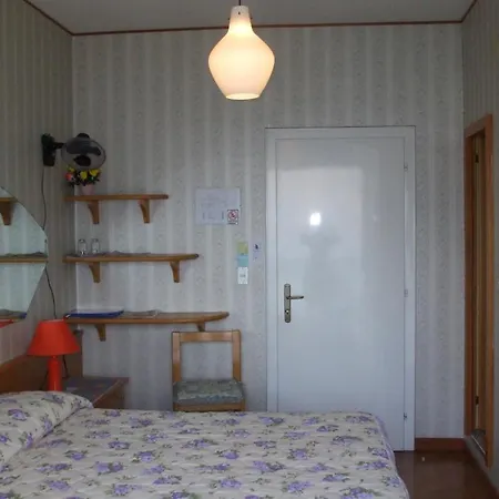 Casa Alessandra ホテル 2*