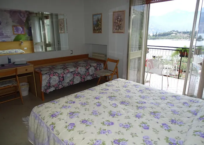 Casa Alessandra Hotel 2*