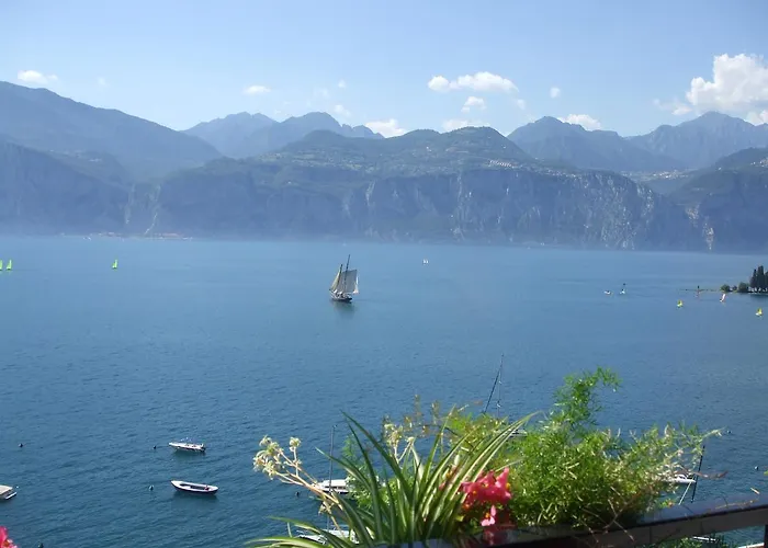 Casa Alessandra Hotel 2*